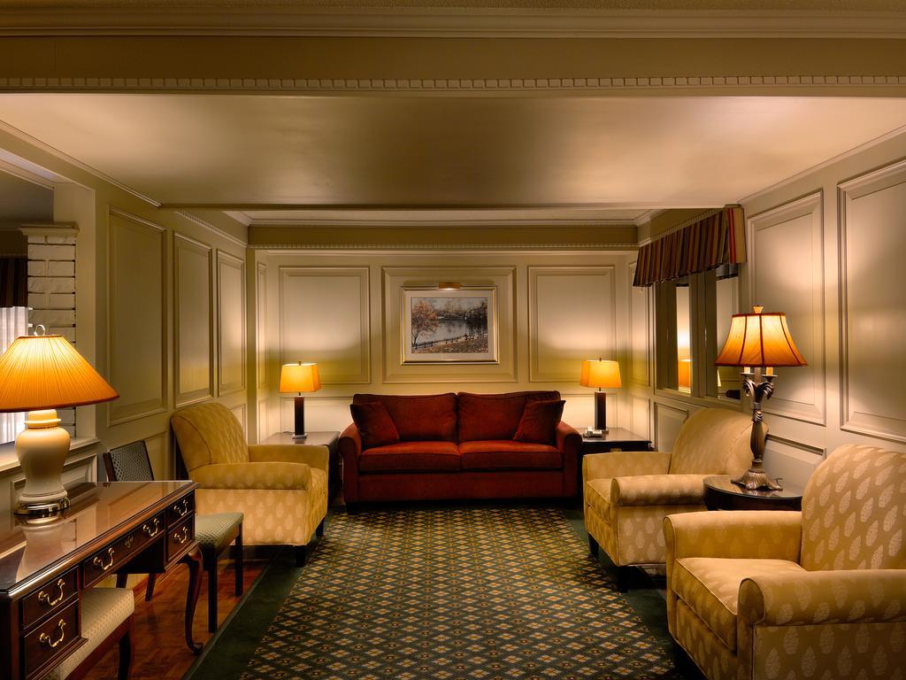 Hotel Royal Scot & 4*